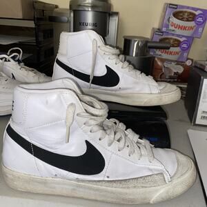 Nike Blazer Mid White Black Leather High Top Sneaker CZ1055-100 size 9.5